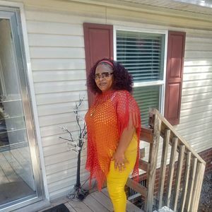 Meet your Posher, Brenda